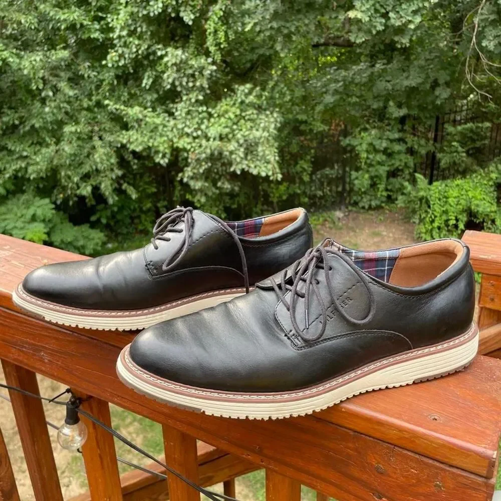 Tommy Hilfiger Men's 13 Black and Brown Oxfords Dress shoes